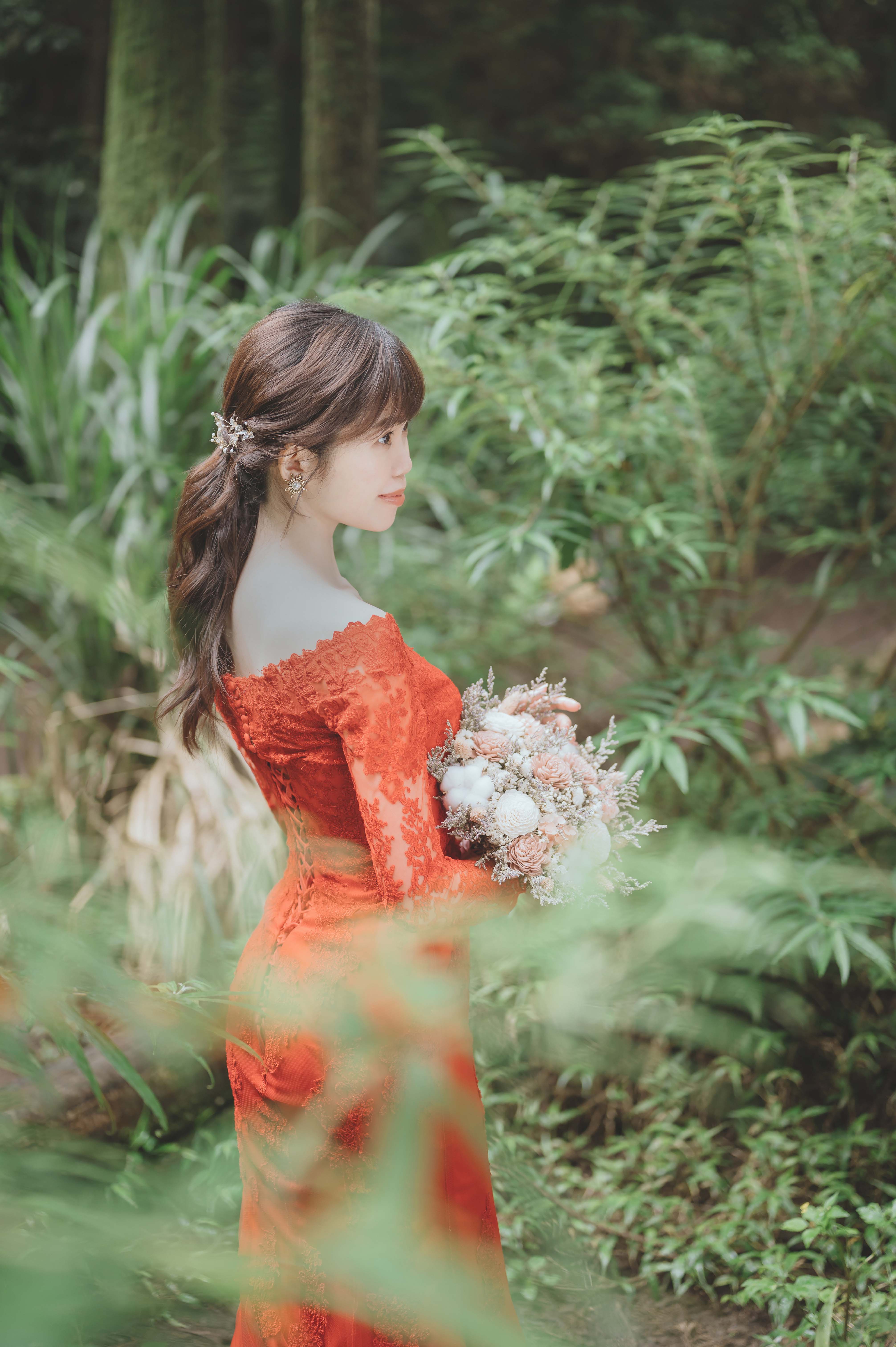 婚紗推薦 首選唯你 婚紗攝影，台北婚紗 中最推薦的高質感 婚紗照，拍婚紗 優惠實在，給新人最幸福的 婚紗攝影 體驗，客製化 婚紗照 包套，網路評價一致好評 婚紗價格 最透明的 婚紗攝影 團隊，實現您夢幻婚禮就在唯你 婚紗攝影。